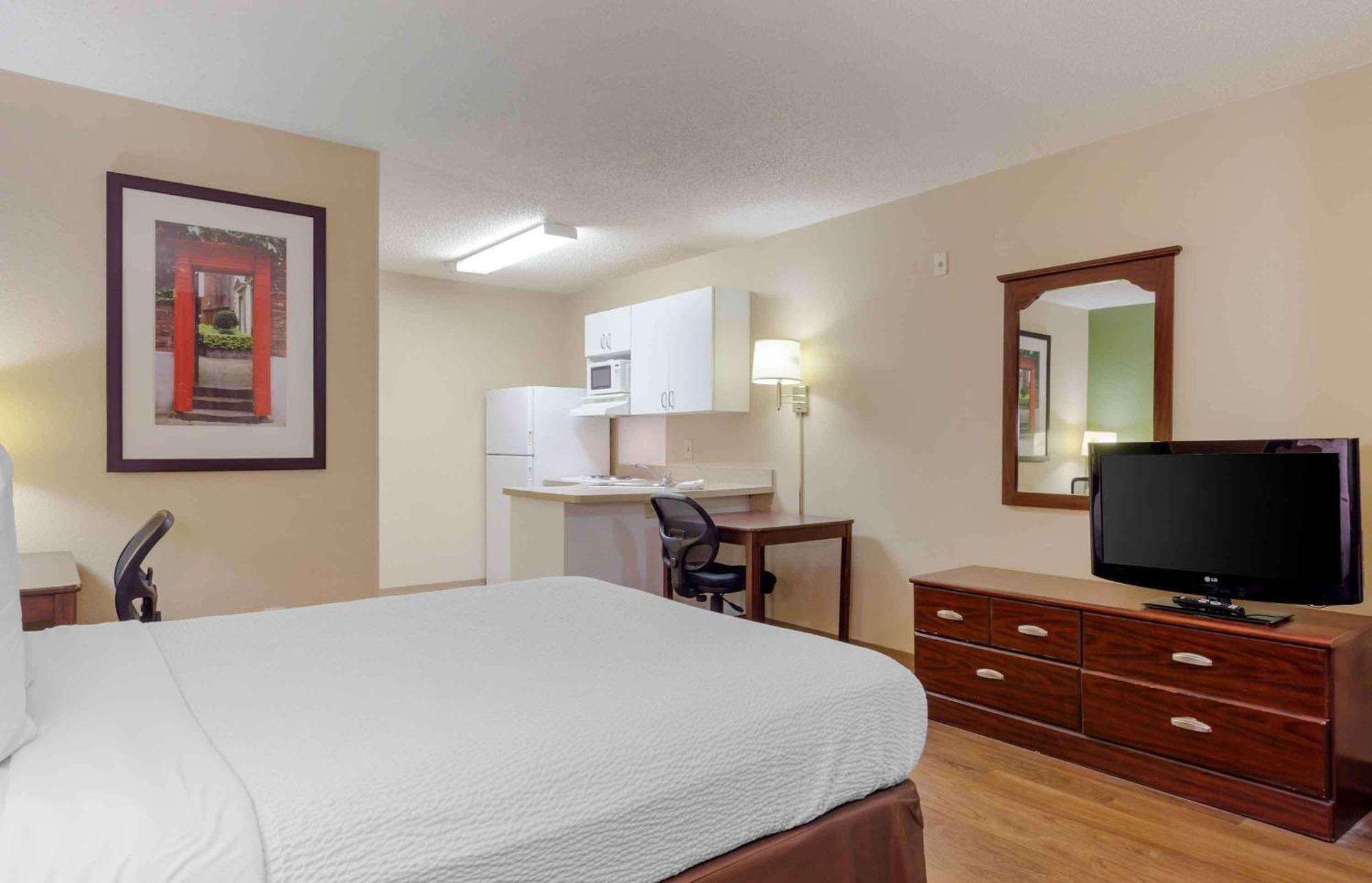 Extended Stay America Select Suites - Raleigh - Rdu Airport Morrisville Exterior photo