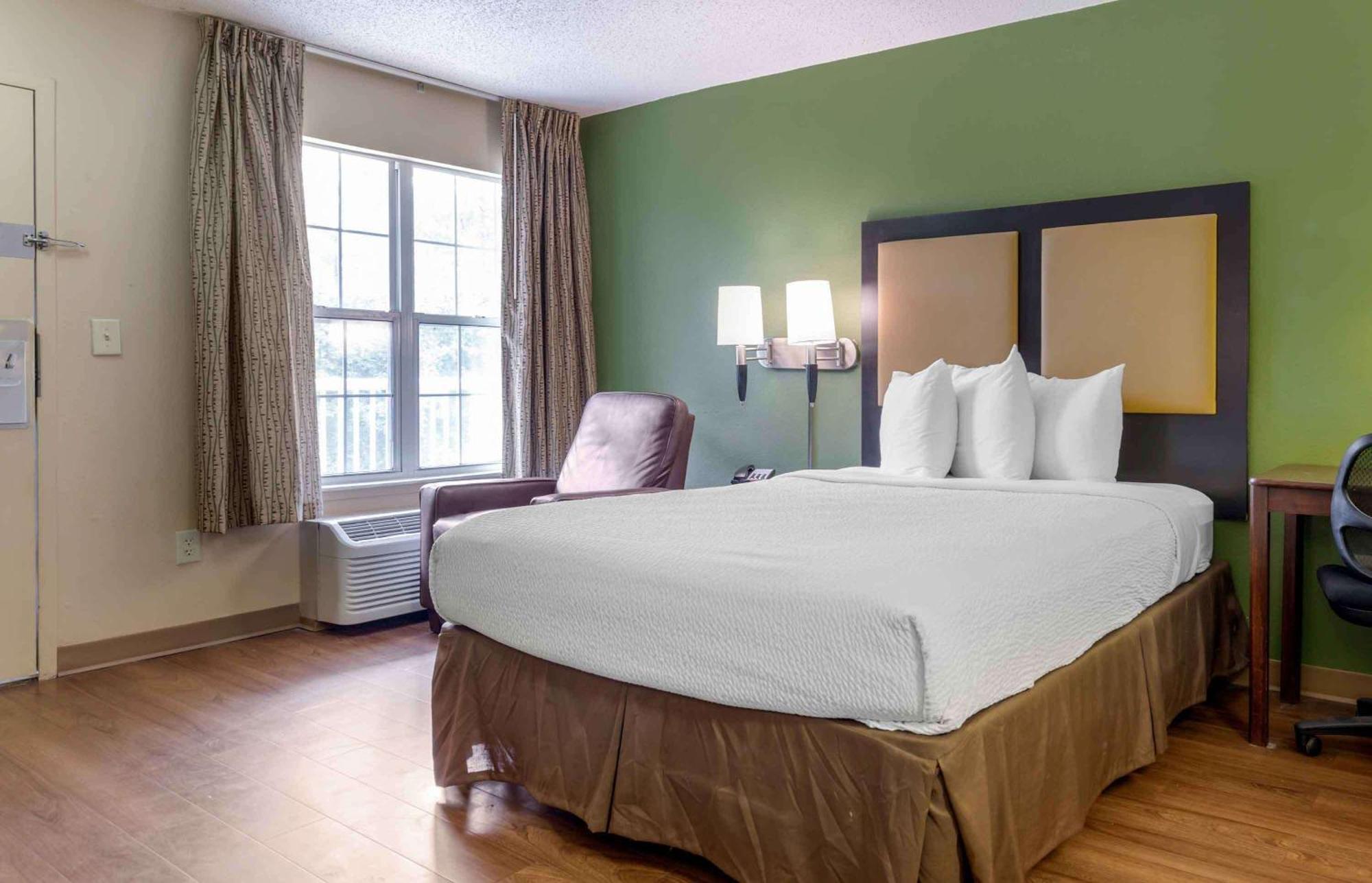 Extended Stay America Select Suites - Raleigh - Rdu Airport Morrisville Exterior photo